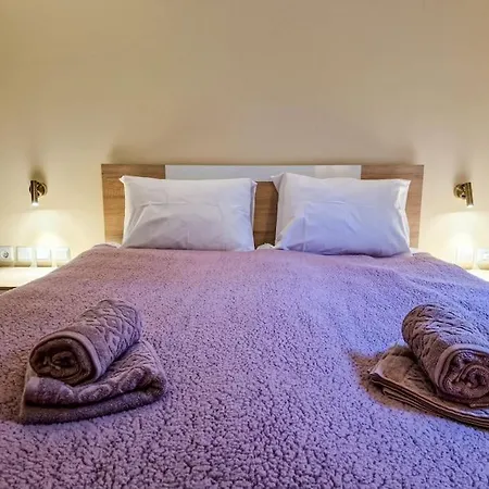 דירה Getaway- & Summer Activities , Sleep 6