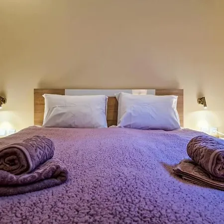 Getaway- & Summer Activities , Sleep 6 דירה