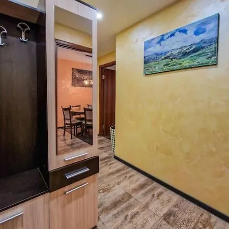 Getaway- & Summer Activities , Sleep 6 * בנסקו