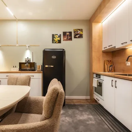 Cozy 2bd With 100sqm Patio For 6 * Bansko