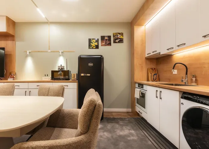 Getaway- & Summer Activities , Sleep 6 * Bansko